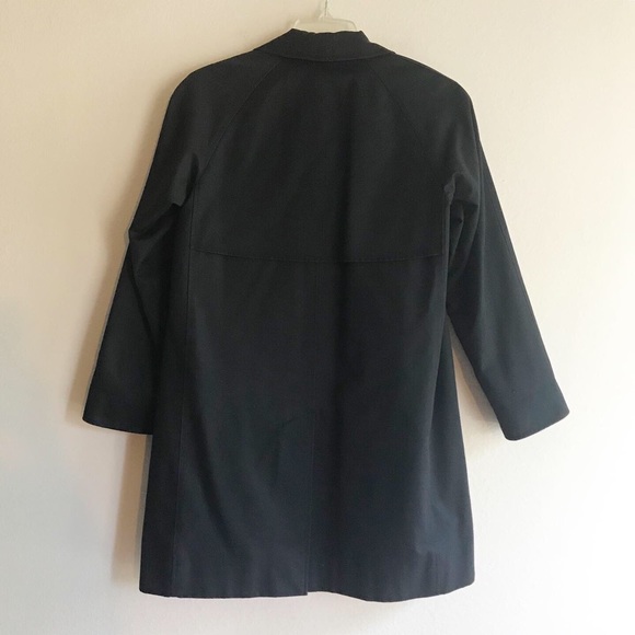 Burberry Coat with Detachable Lining - Picture 8 of 8